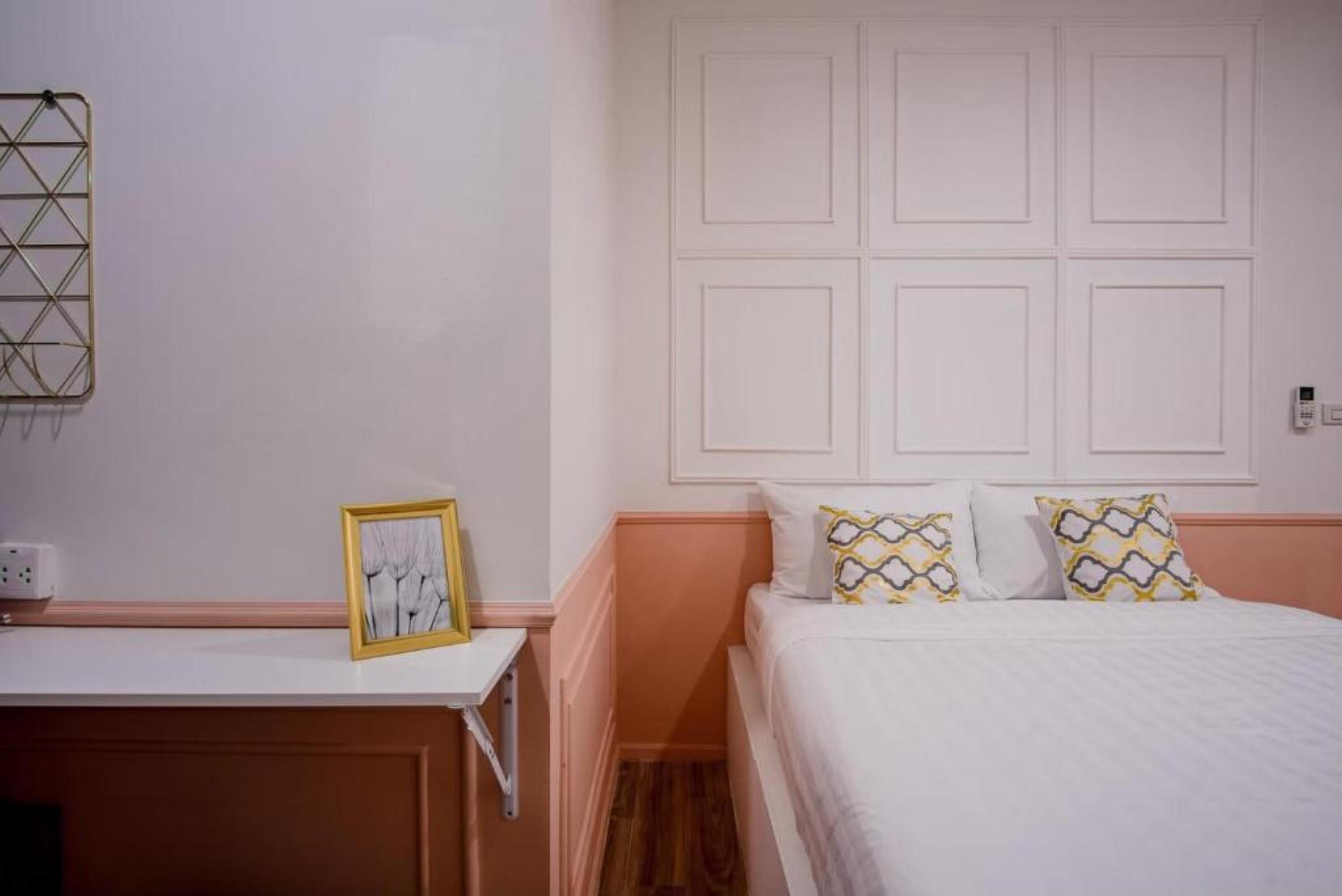 Isara Boutique Hotel&cafe Phuket