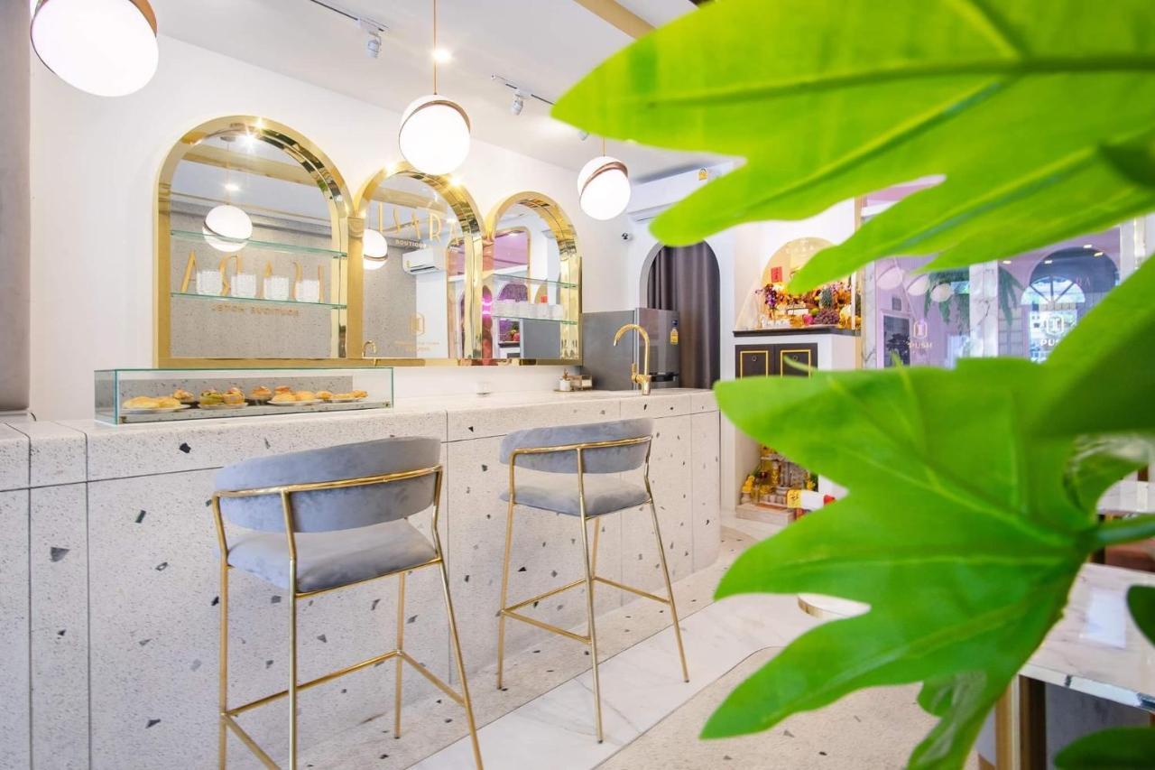 Isara Boutique Hotel&cafe Hotel